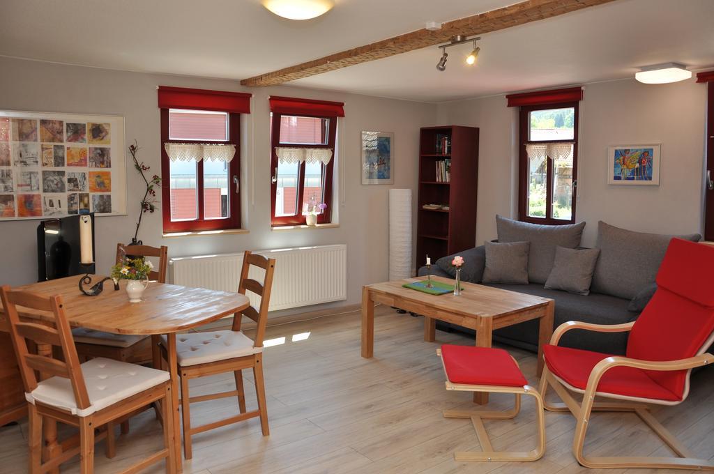 Cafe Landart Im Thueringer Finistere Apartment Plaue  Phòng bức ảnh