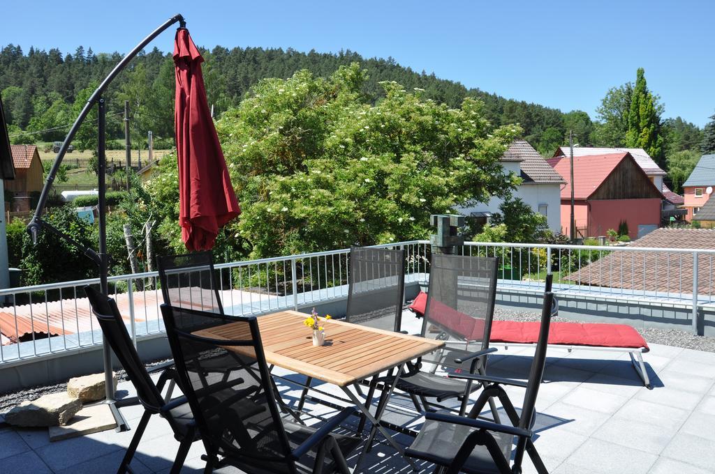 Cafe Landart Im Thueringer Finistere Apartment Plaue  Phòng bức ảnh