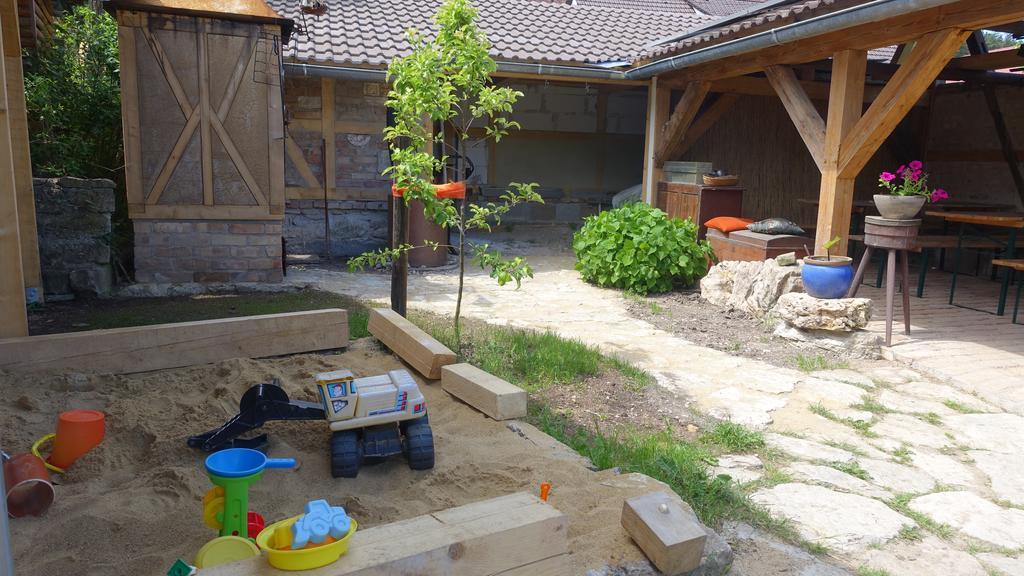 Cafe Landart Im Thueringer Finistere Apartment Plaue  Ngoại thất bức ảnh